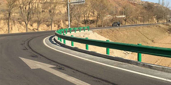 高速公路波形护栏采购安装